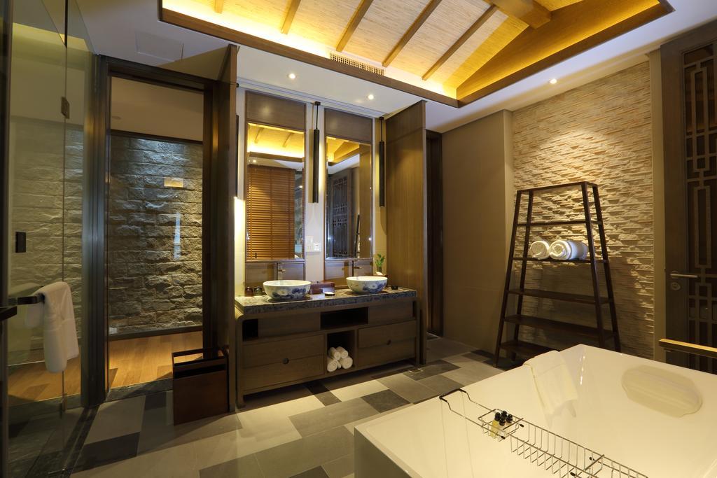 S&N Zhejiang Linhai International Hotel Rum bild