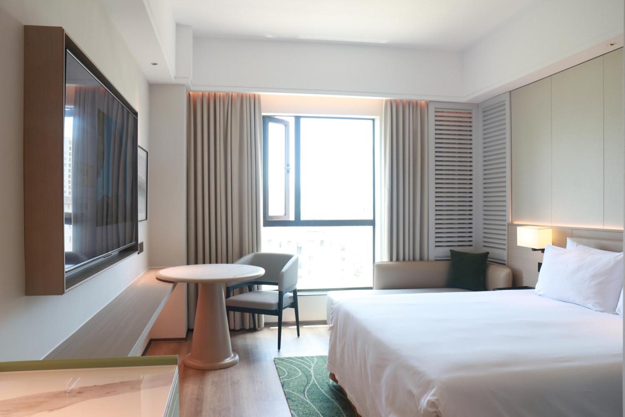 S&N Zhejiang Linhai International Hotel Exteriör bild