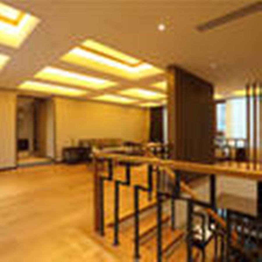 S&N Zhejiang Linhai International Hotel Exteriör bild